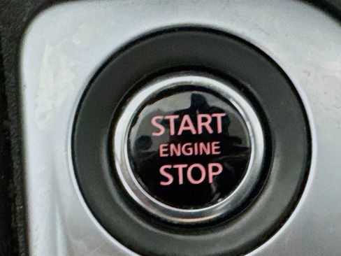 Used 2022 Nissan Sentra SV image 19