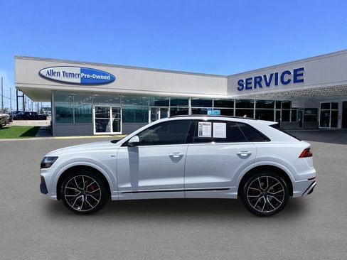 Used 2023 Audi Q8 Prestige w/ Prestige Package AWD/4WD image 5