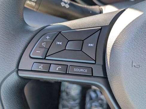 New 2025 Nissan Versa S w/ Trunk Package FWD image 18