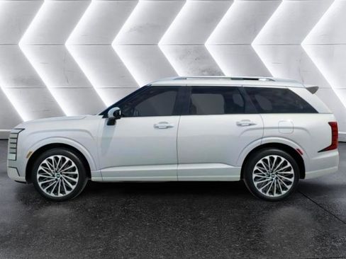 New 2026 Hyundai Palisade Calligraphy FWD image 3