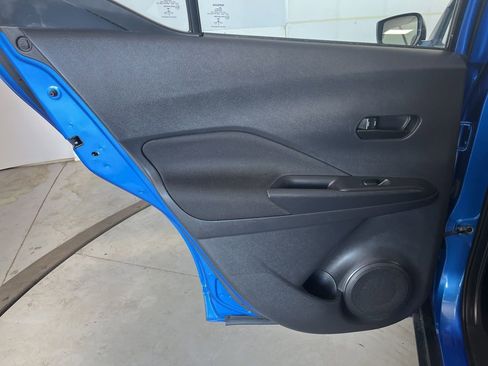 Used 2021 Nissan Kicks S image 27