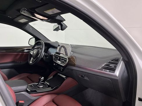 Used 2023 BMW X4 xDrive30i image 22