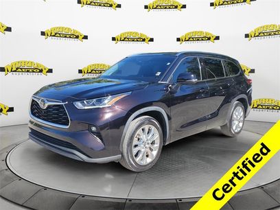 Used 2022 Toyota Highlander Limited