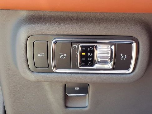 Used 2024 Lincoln Nautilus Black Label w/ Jet Appearance Package (87T) AWD/4WD image 15