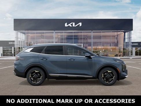 New 2026 Kia Sportage EX image 7