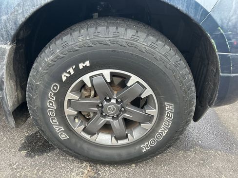 Used 2020 Nissan Frontier PRO-4X w/ Pro-4x Utility Package image 2