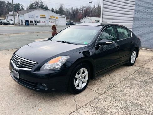 Used 2007 Nissan Altima 3.5 SE w/ Emergency Aid Pkg image 1