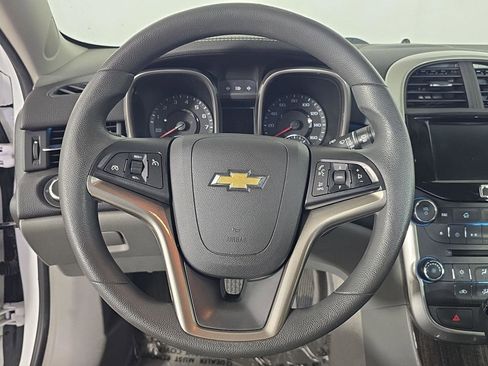 Used 2016 Chevrolet Malibu LT w/ Power Convenience Package FWD image 11