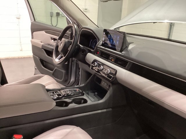 Used 2024 Honda Pilot EX-L image 17