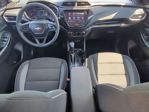 Certified 2022 Chevrolet TrailBlazer LT w/ Convenience Package AWD/4WD image 20
