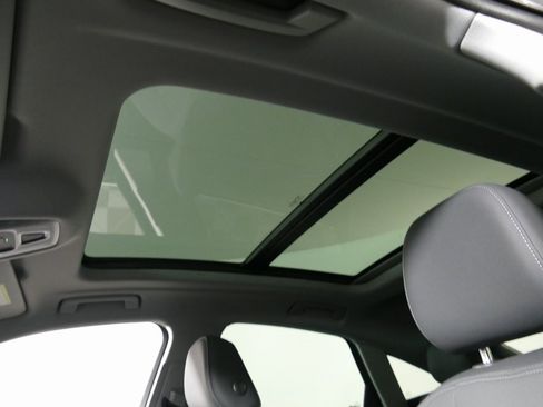 Certified 2025 Audi Q5 2.0T Premium Plus w/ Premium Plus image 24