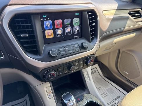 Used 2019 GMC Acadia Denali w/ Technology Package FWD image 26