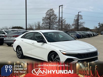 Used 2025 Hyundai Elantra Sport w/ Cargo Package