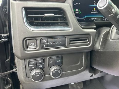 Used 2023 Chevrolet Tahoe LT AWD/4WD image 17