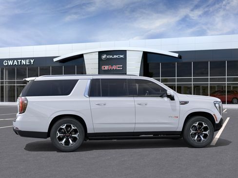 New 2026 GMC Yukon XL AT4 Ultimate AWD/4WD image 5
