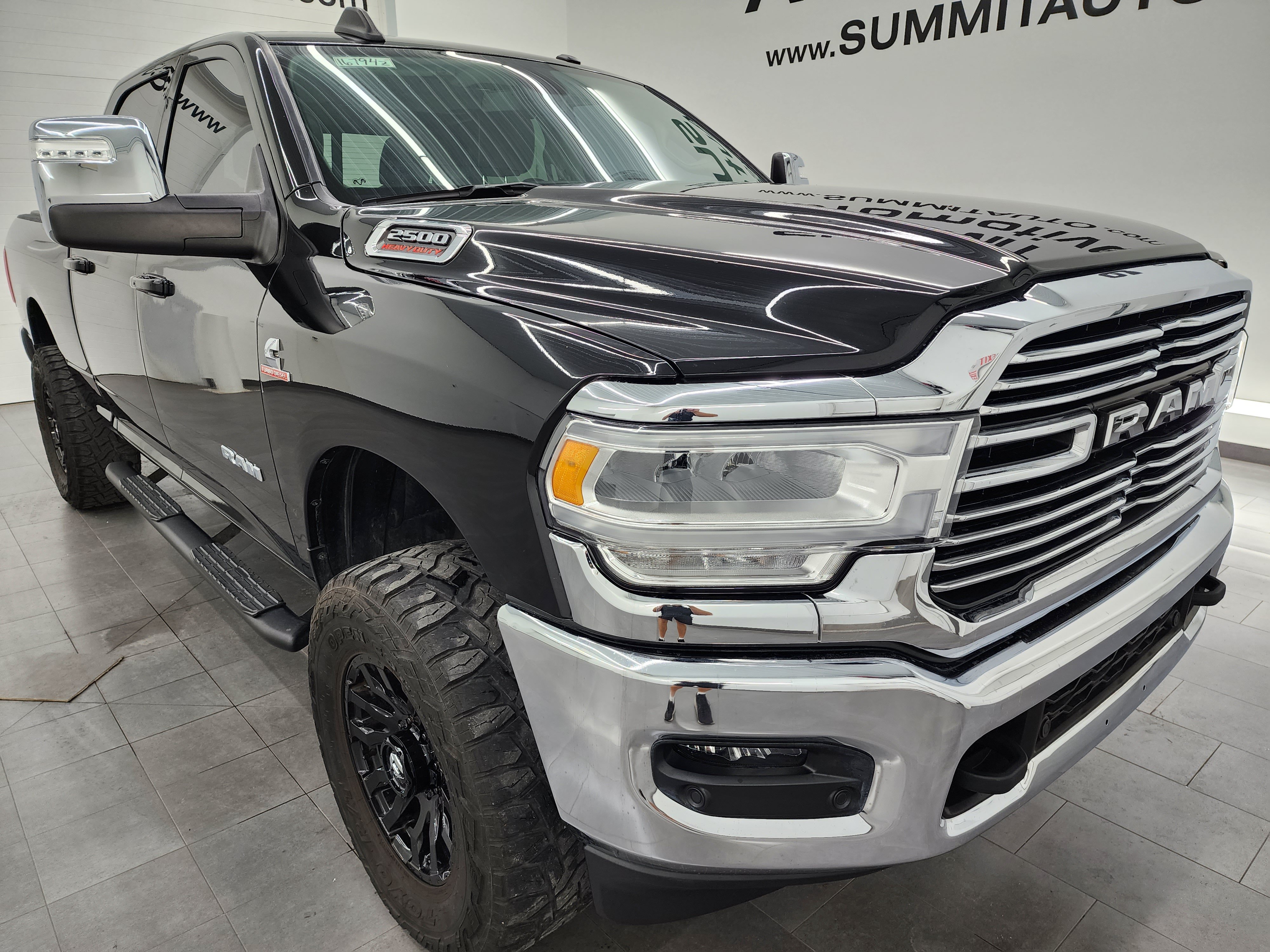 Used 2024 RAM 2500 Laramie w/ Protection Group AWD/4WD image 2