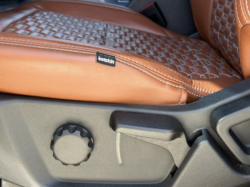 Used 2023 Ford Bronco Outer Banks image 17