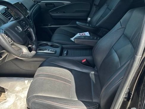 Used 2023 Honda Passport TrailSport image 11