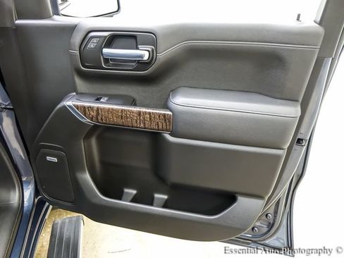 Used 2022 GMC Sierra 1500 Denali w/ Denali Premium Package AWD/4WD image 26