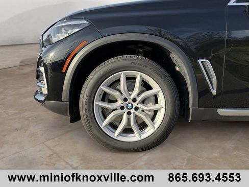 Used 2022 BMW X5 xDrive40i w/ Premium Package image 9