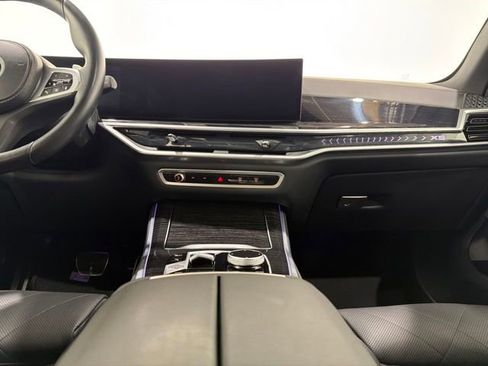 Certified 2024 BMW X5 xDrive40i w/ M Sport Package AWD/4WD image 35