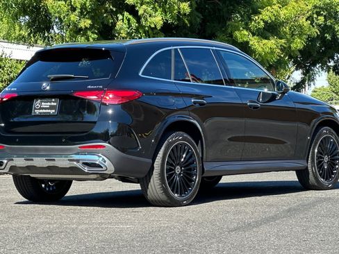 New 2026 Mercedes-Benz GLC 300 4MATIC image 3