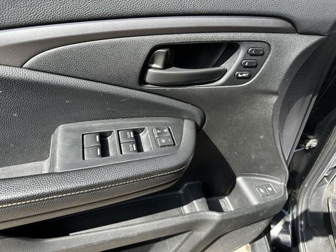 Used 2022 Honda Pilot TrailSport image 7