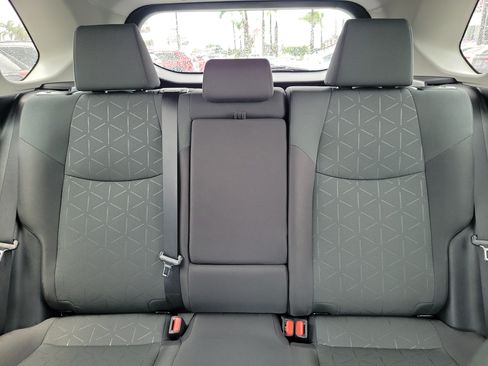 Used 2024 Toyota RAV4 XLE FWD image 21