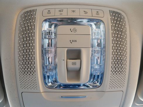 Used 2020 Mercedes-Benz GLE 350 4MATIC image 22