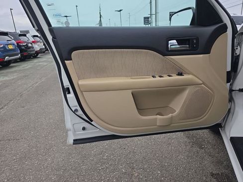 Used 2010 Mercury Milan image 15