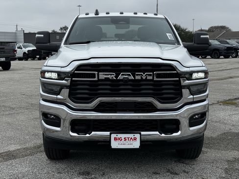 New 2026 RAM 2500 Tradesman w/ Chrome Appearance Group image 3