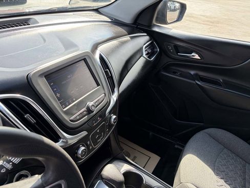 Used 2022 Chevrolet Equinox LT image 13