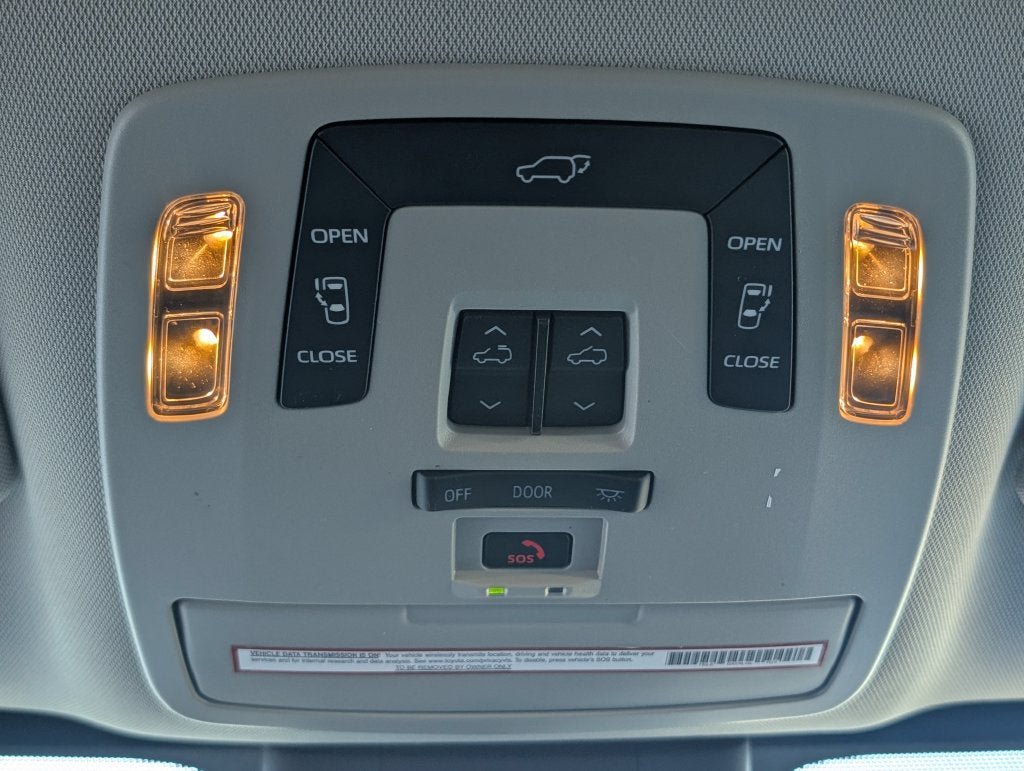 Certified 2022 Toyota Sienna XLE w/ XLE Plus Package FWD image 26