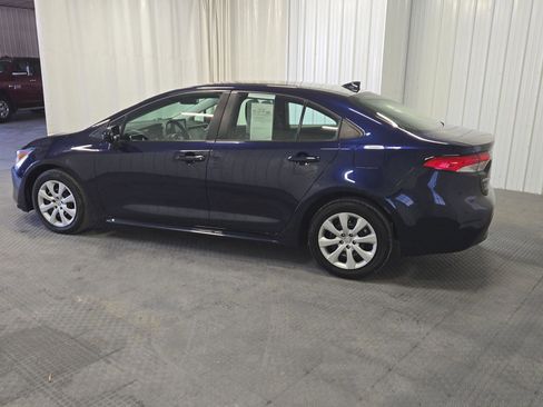Used 2024 Toyota Corolla LE image 9