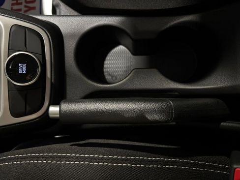 New 2025 Hyundai Venue SEL image 32