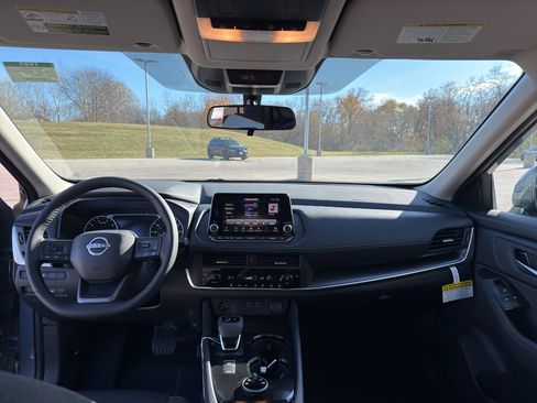 New 2026 Nissan Rogue SV image 28