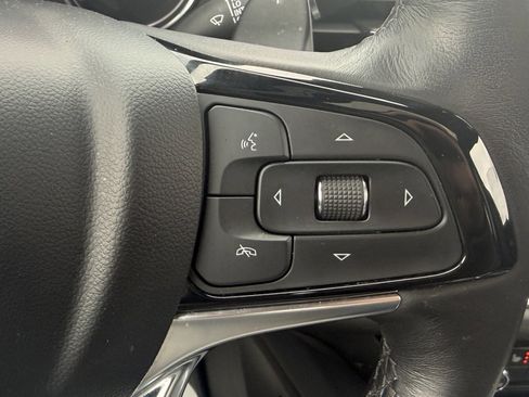 Used 2023 Buick Enclave Essence w/ Experience Buick Package image 29