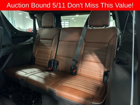 Used 2024 GMC Yukon Denali Ultimate AWD/4WD image 44