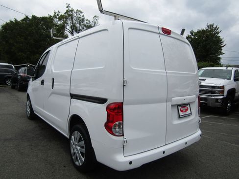 Used 2021 Nissan NV200 SV image 5