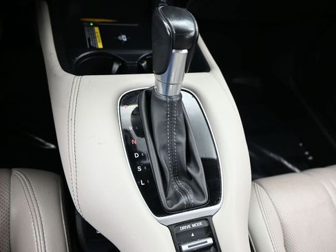 Used 2023 Honda HR-V EX-L image 33