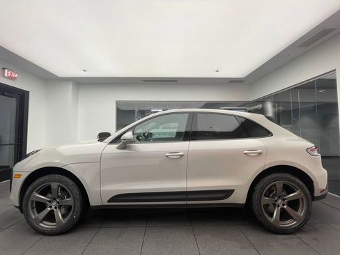 New 2026 Porsche Macan image 2