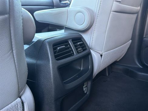 Used 2021 Honda Passport EX-L image 17