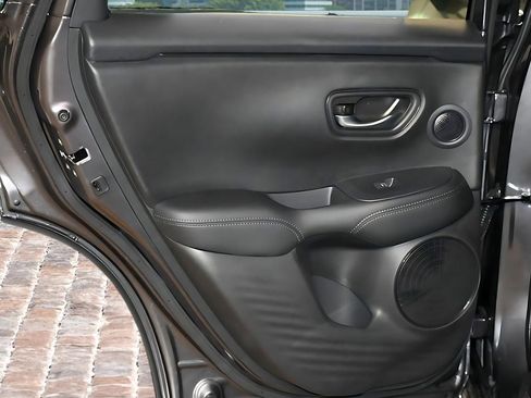 New 2026 Honda HR-V EX-L image 10