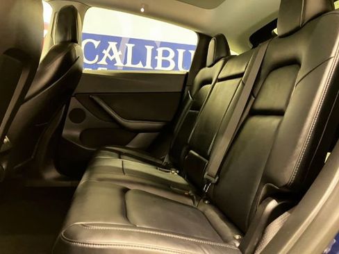 Used 2021 Tesla Model Y Long Range image 28