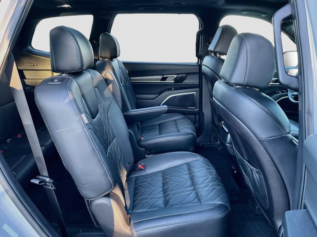 Used 2025 Kia Telluride SX Prestige X-Pro AWD/4WD image 30