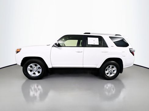 Used 2024 Toyota 4Runner SR5 image 9
