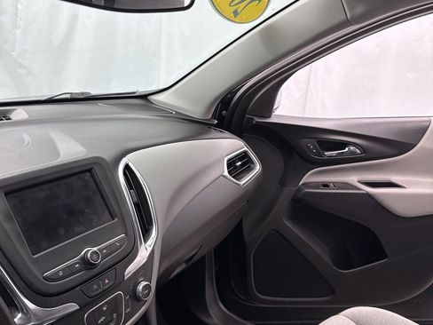 Used 2022 Chevrolet Equinox LT AWD/4WD image 22