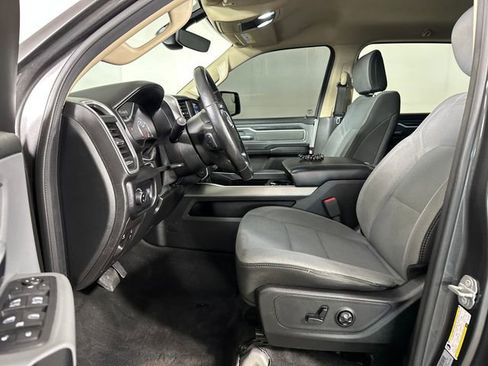 Used 2020 RAM 1500 Big Horn AWD/4WD image 11