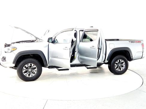 Certified 2023 Toyota Tacoma 4x4 Double Cab image 10