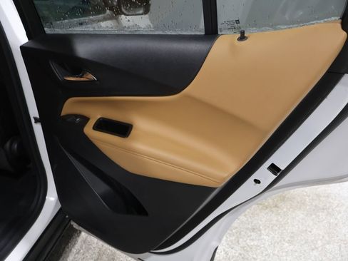 Used 2019 Chevrolet Equinox Premier image 23